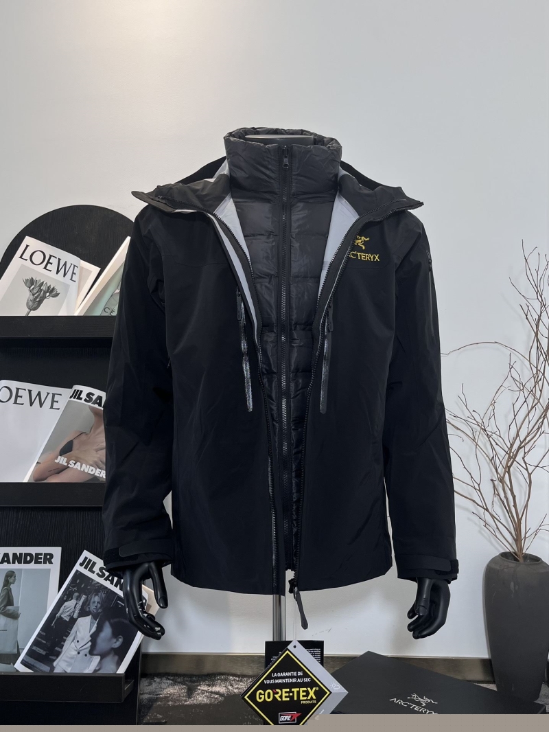Ba*len*cia*ga jackets